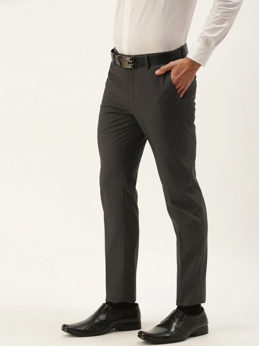 Buy Peter England Mens Trouser PJTFJSSP463628 Brown 32 Online - Lulu  Hypermarket India